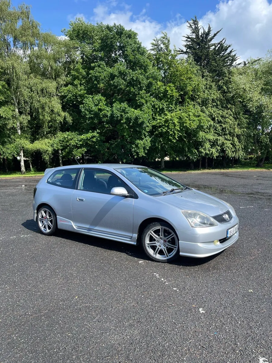 Car - Image 4