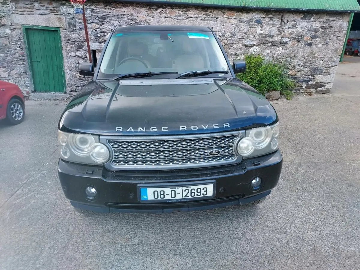 Range Rover and Ford Focus - Image 1