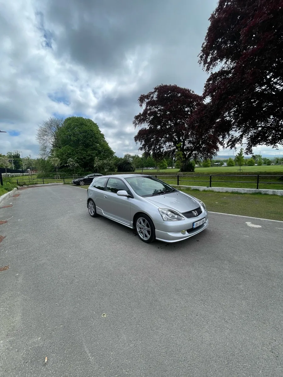 Car - Image 1