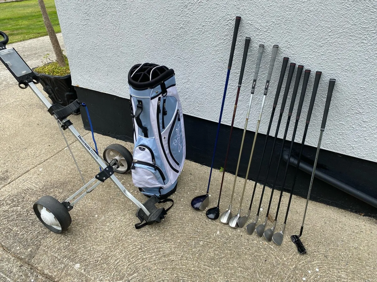 Women’s or Junior set of golf clubs and trolley - Image 1