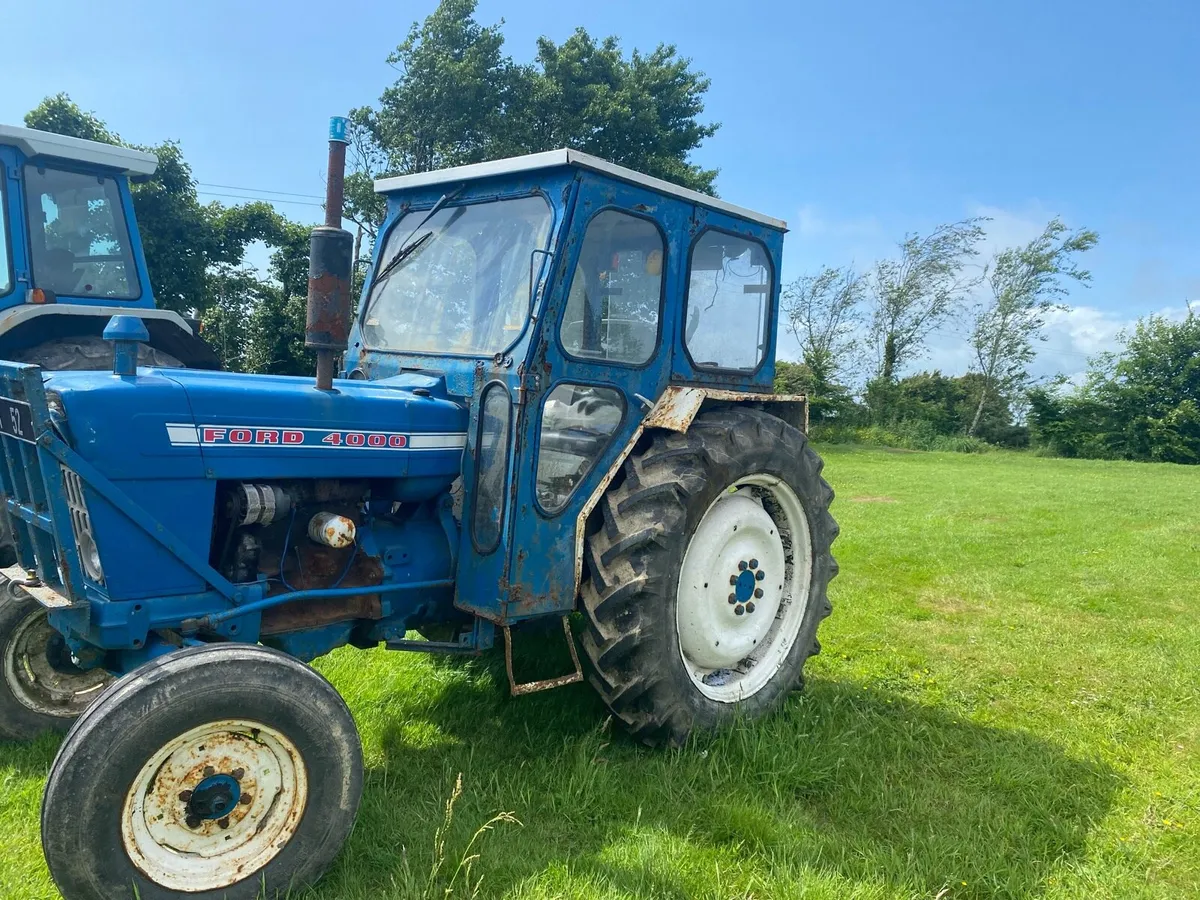 Ford 4000 tractor - Image 1