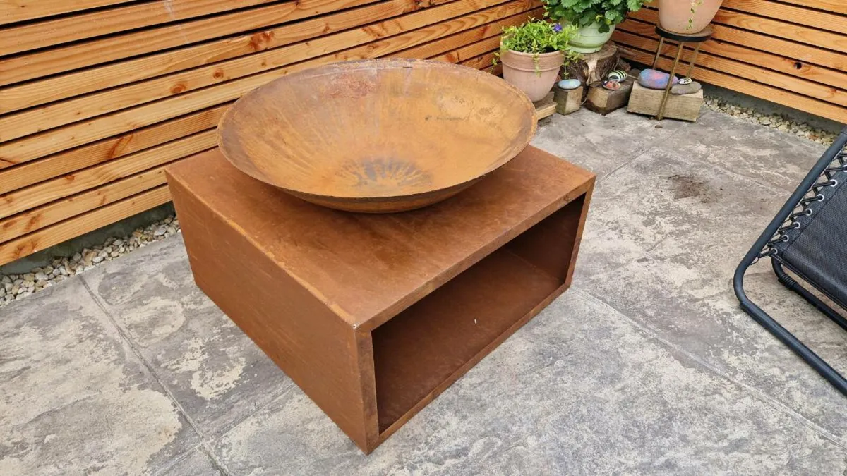 Moho Oxidised Firepit - Image 2