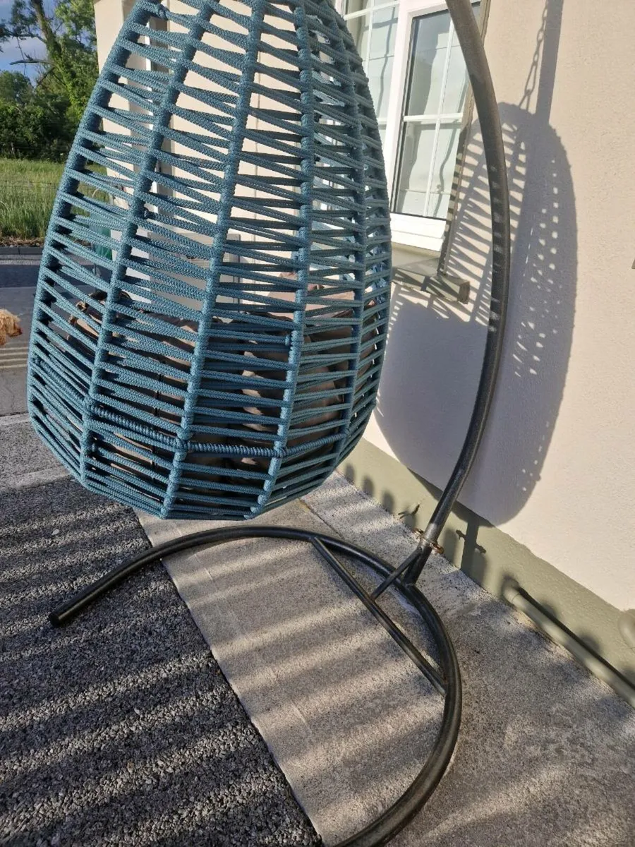 Egg Chair - Image 2