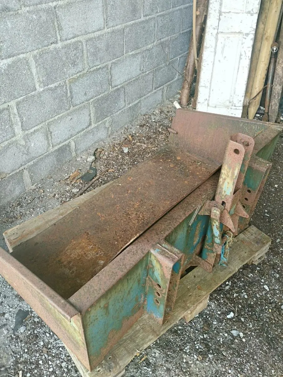 5' Fleming Transport Box - Image 2