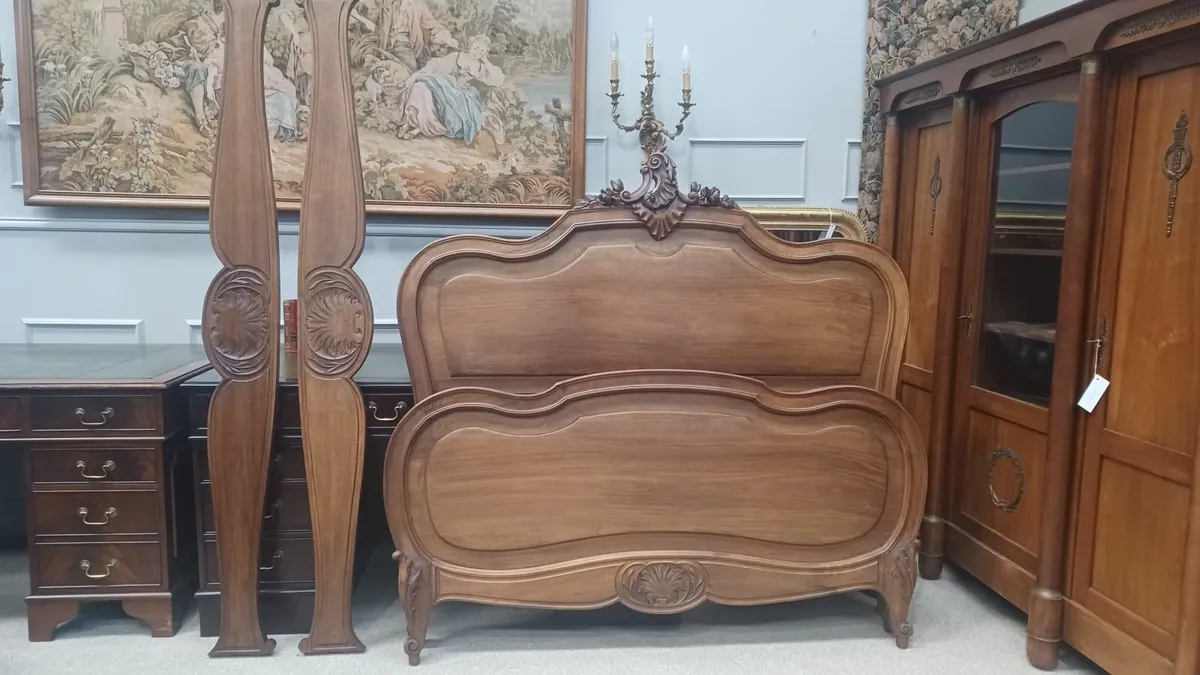 French antique Louis XV  king size/double bed - Image 2