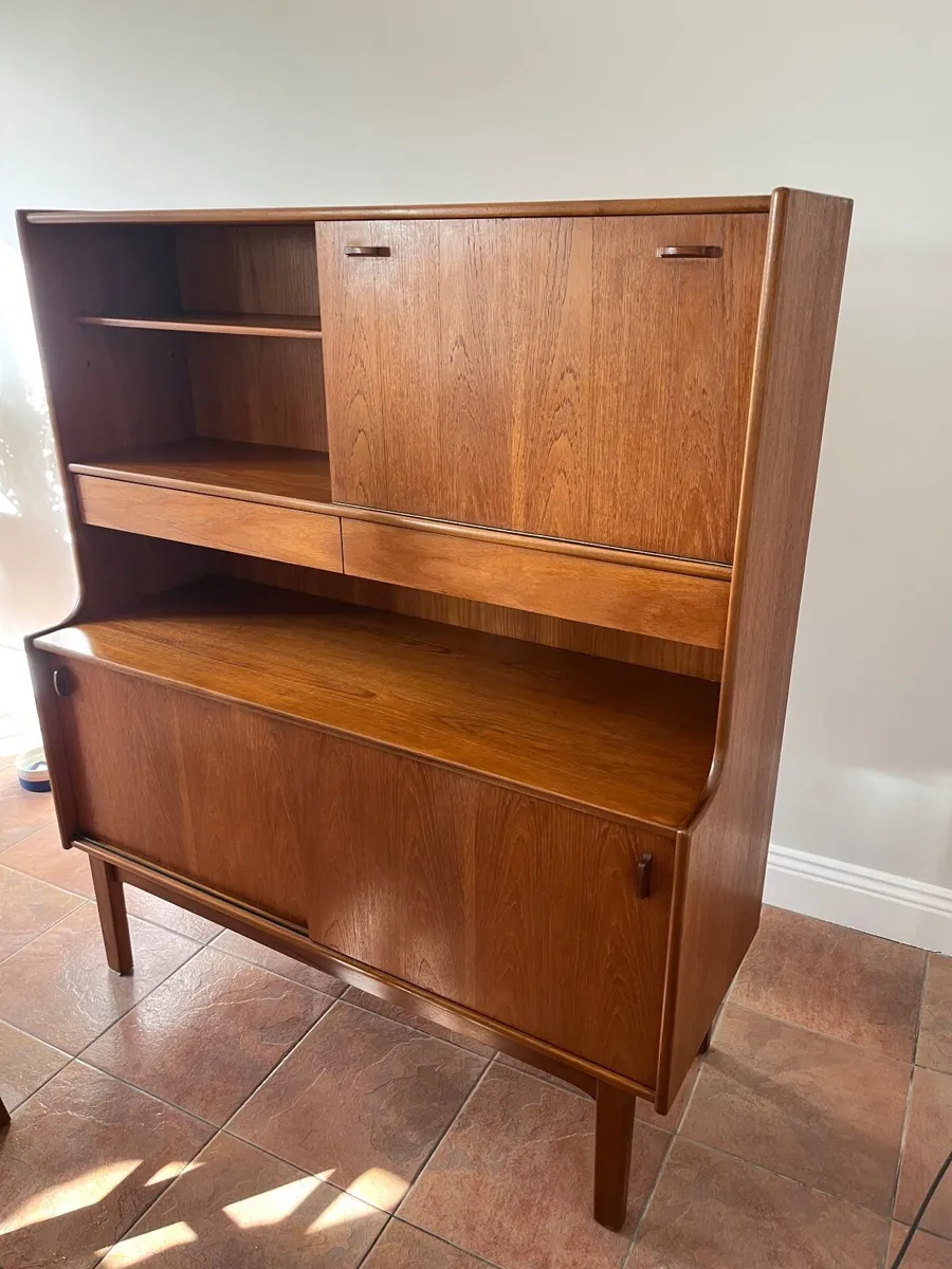 G PLAN TEAK DRINKS CABINET - Image 1