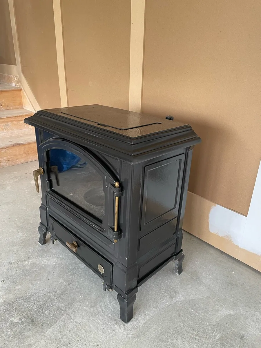 EFEL/ Nestor Martin oil stove - Image 2