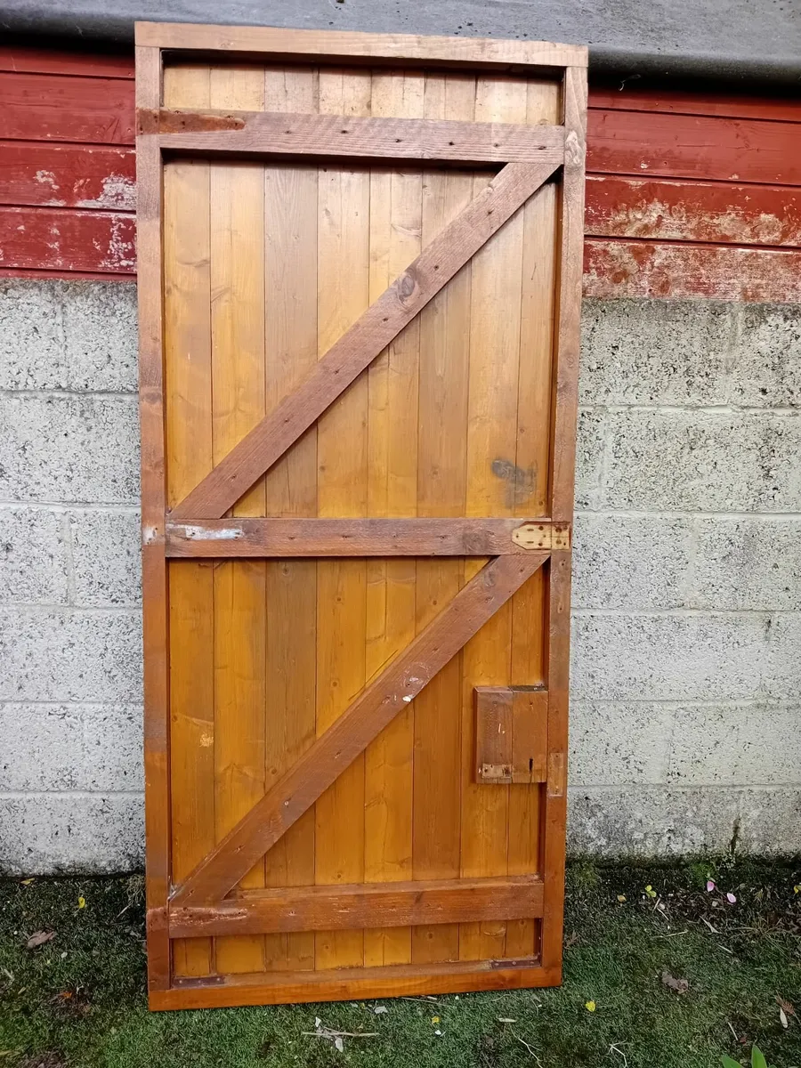 Solid side gate - Image 2