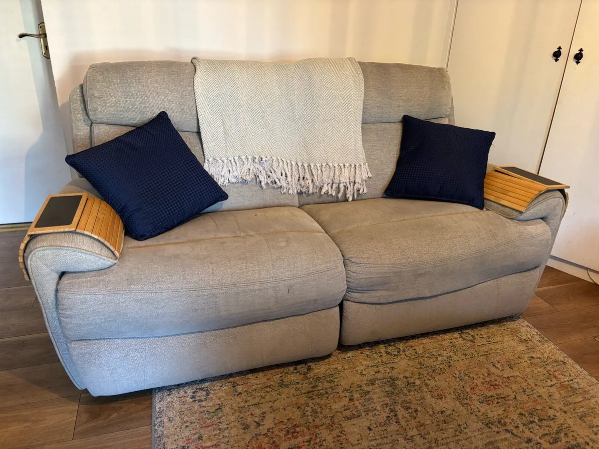 3 seater and 1 seater sofa - Image 1