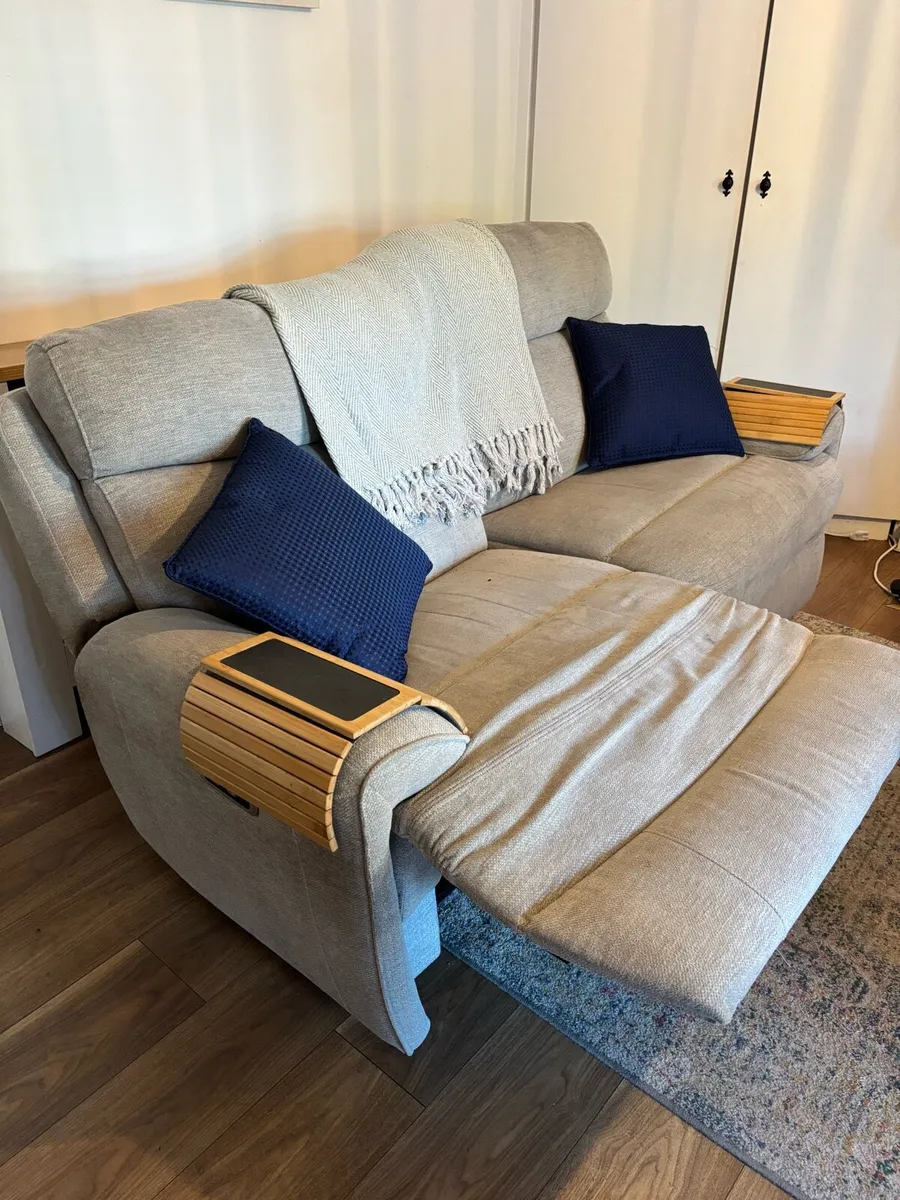3 seater and 1 seater sofa - Image 3