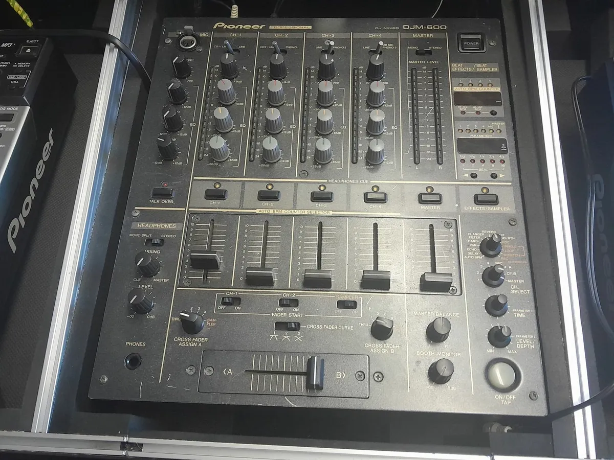 Pioneer djm 600 - Image 2
