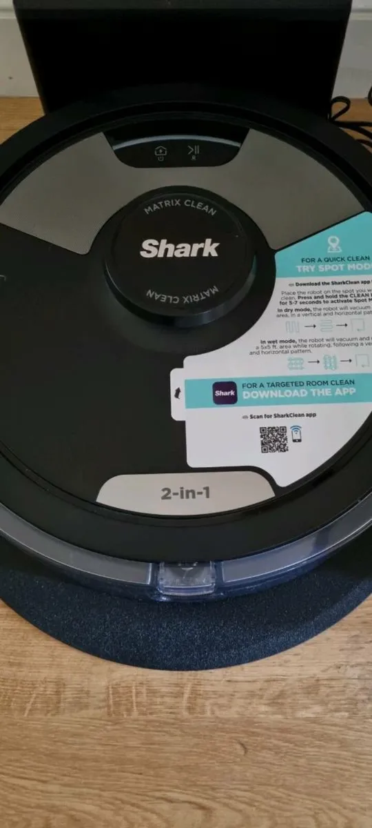Robotic hoover - Image 1