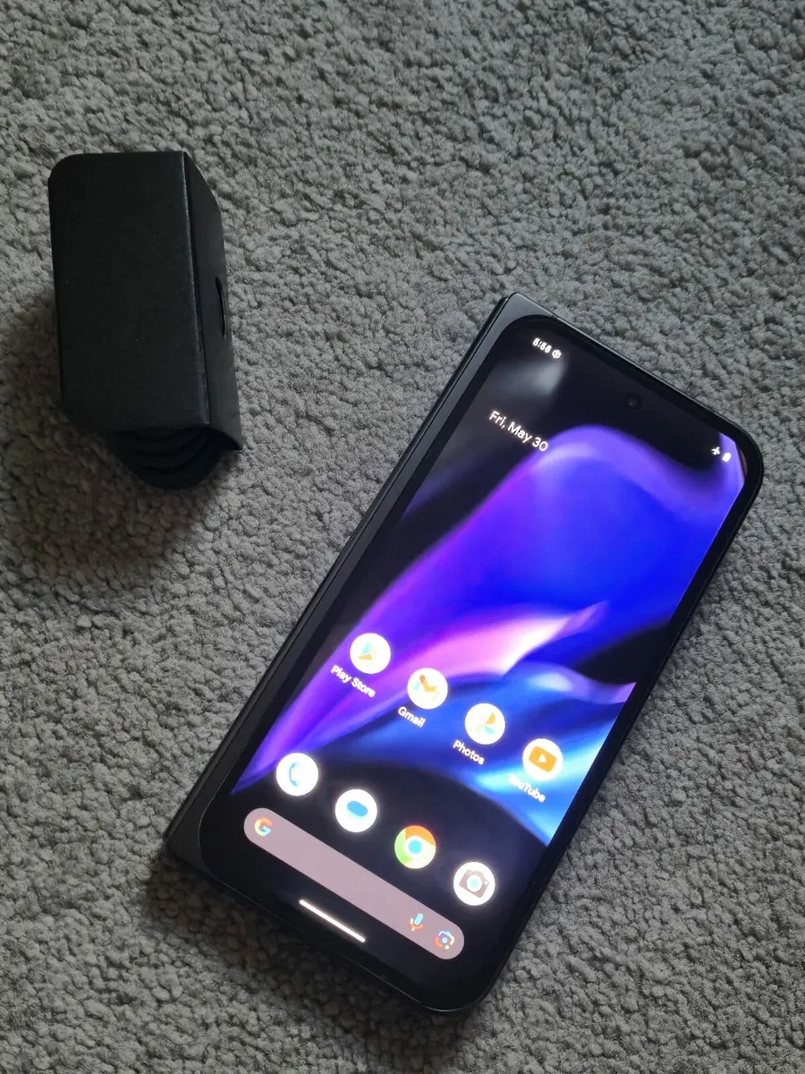 Pixel 9 Pro Fold 512GB *Unlocked* - Image 4