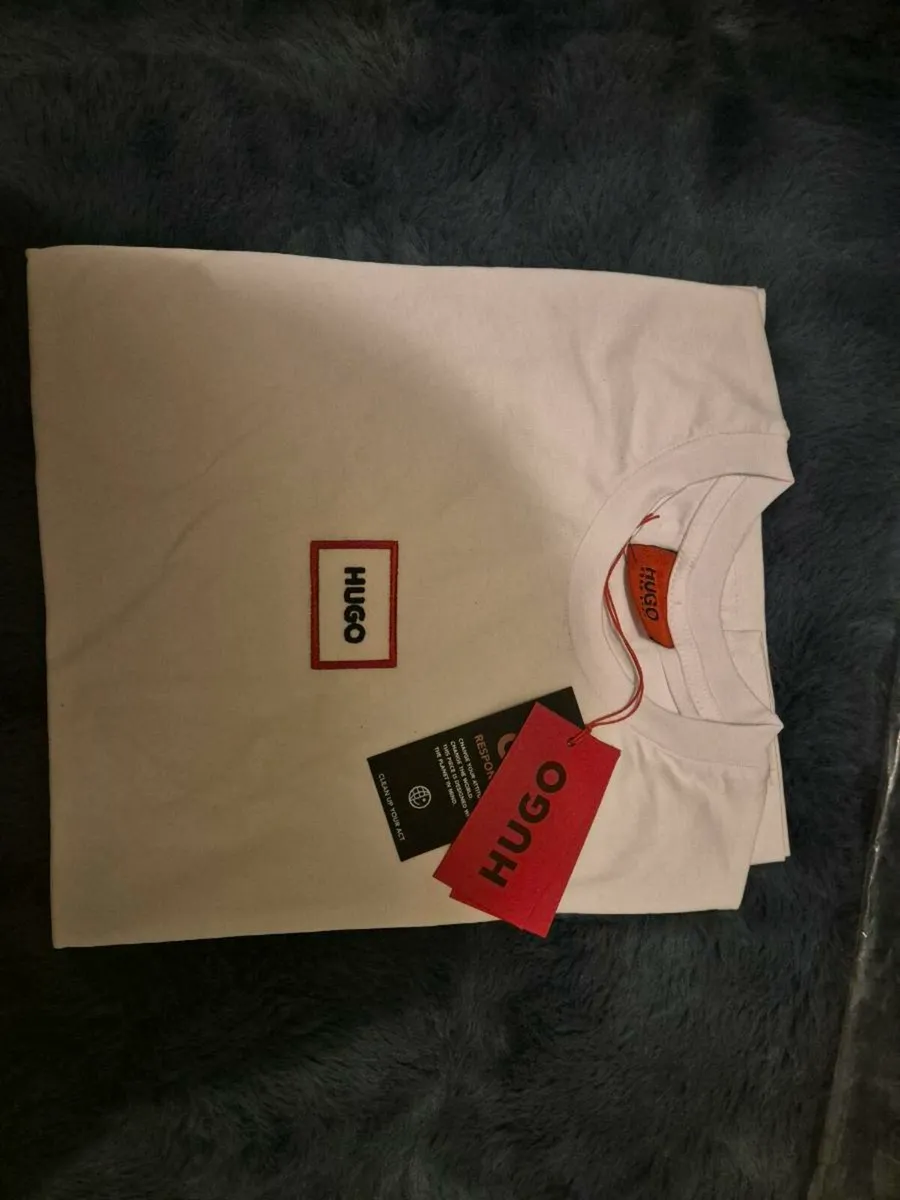 hugo boss t-shirt - Image 2