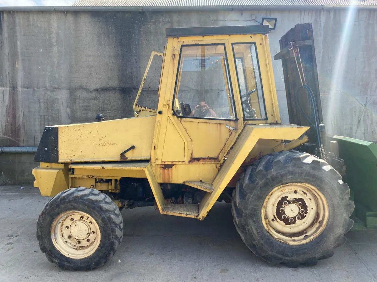All Terrain Forklift - Image 4
