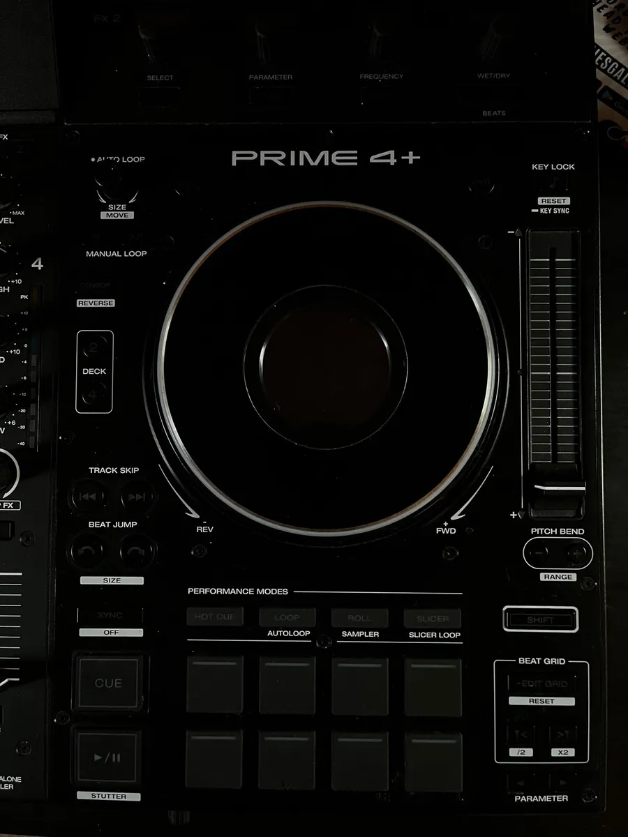 Denon Prime 4 Plus DJ Controller - Image 4