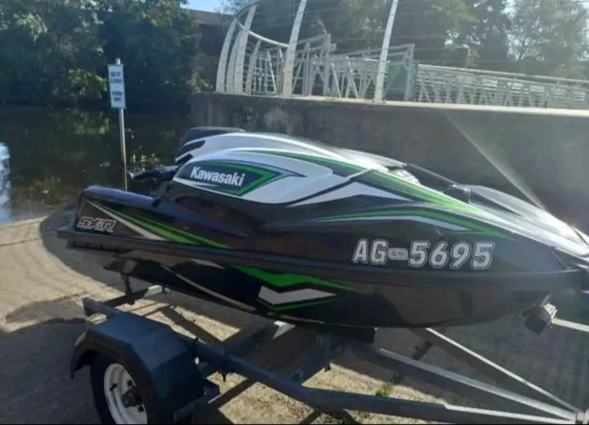 Jetski kawasaki sxr1500 - Image 1
