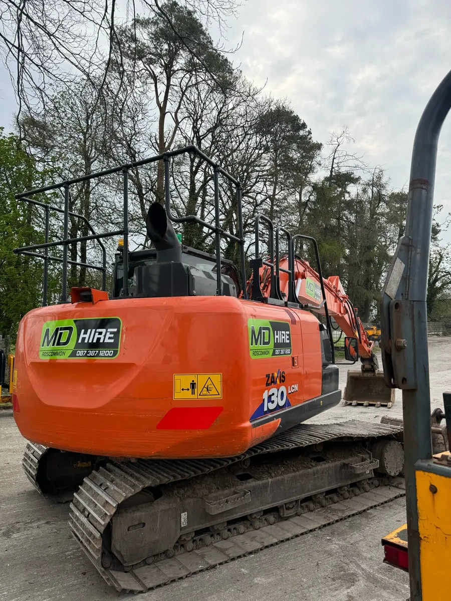 2019 Hitachi 130-6 - Image 2