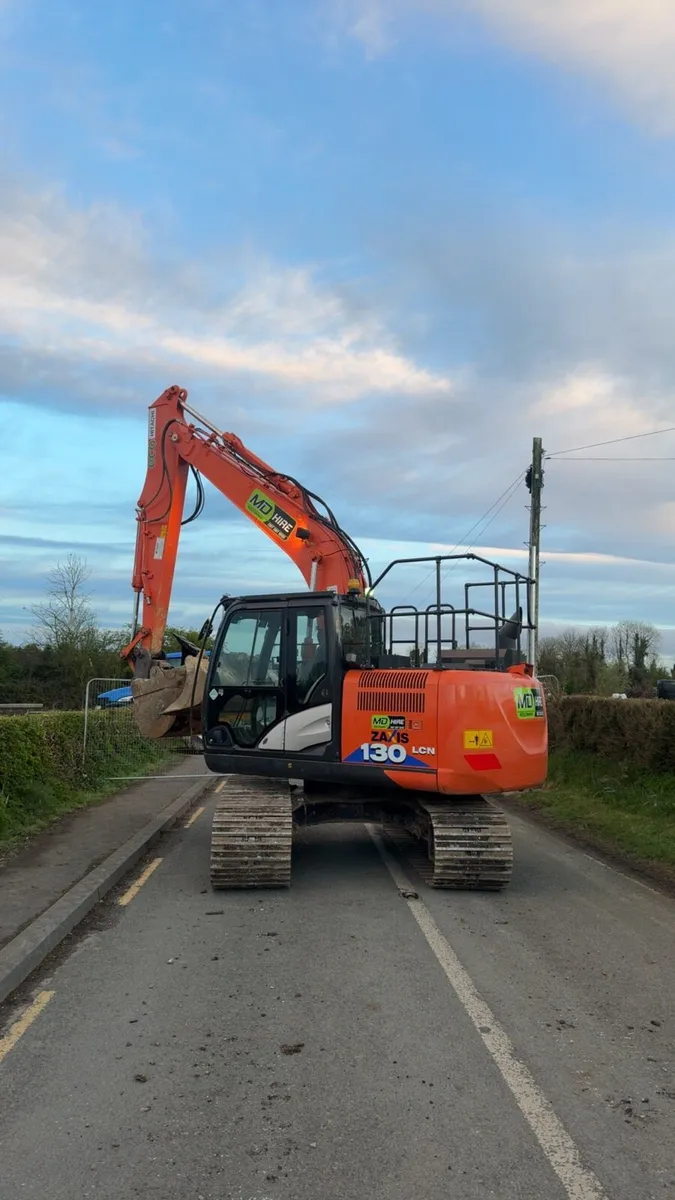 2019 Hitachi 130-6 - Image 4