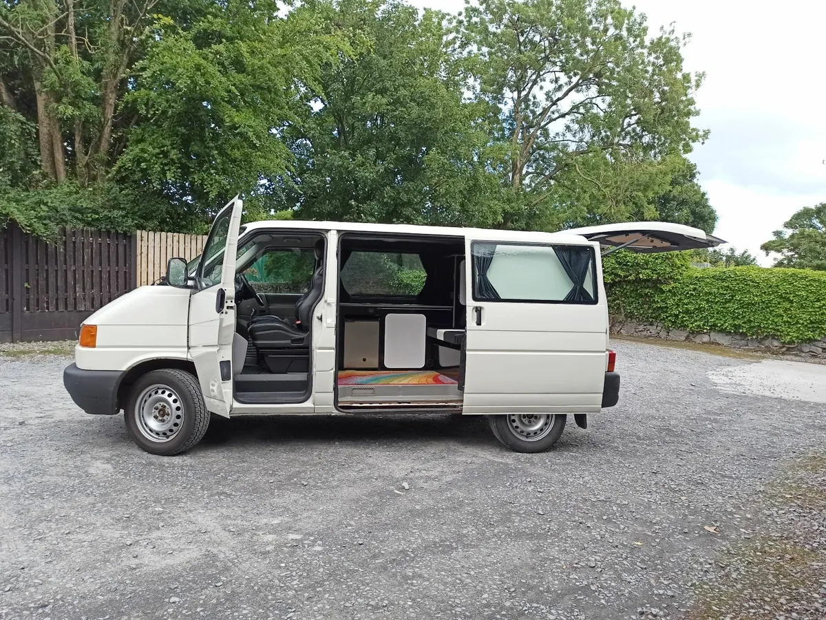 VW T4 Campervan - Image 4