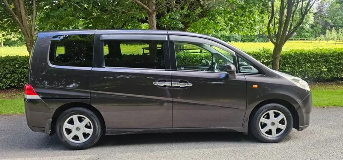 2007 Honda Stepwagon 7 seat auto - Image 2