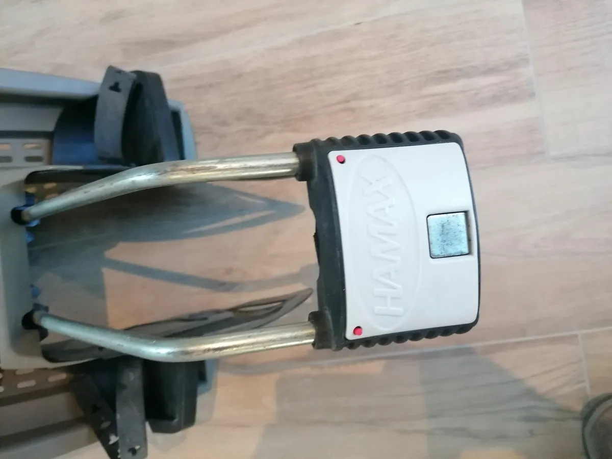 Hamax Child bike seat - Image 2