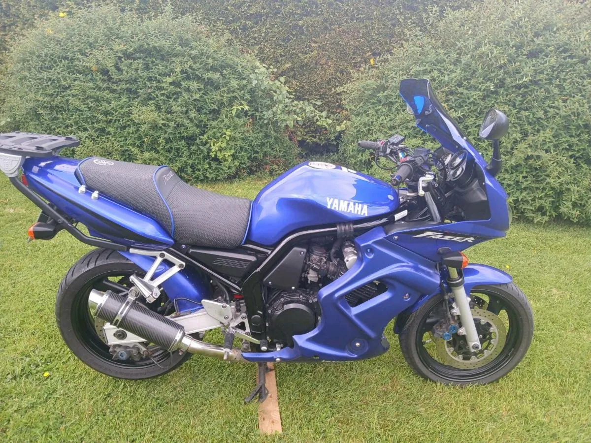 Yamaha Fazer 600 - Image 2