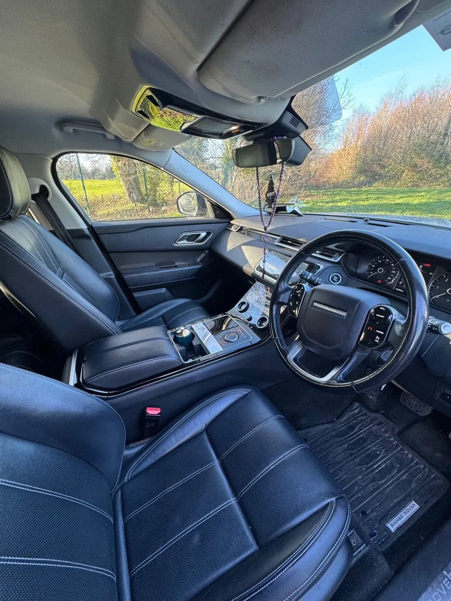 Land Rover Range Rover Velar 2018 - Image 4