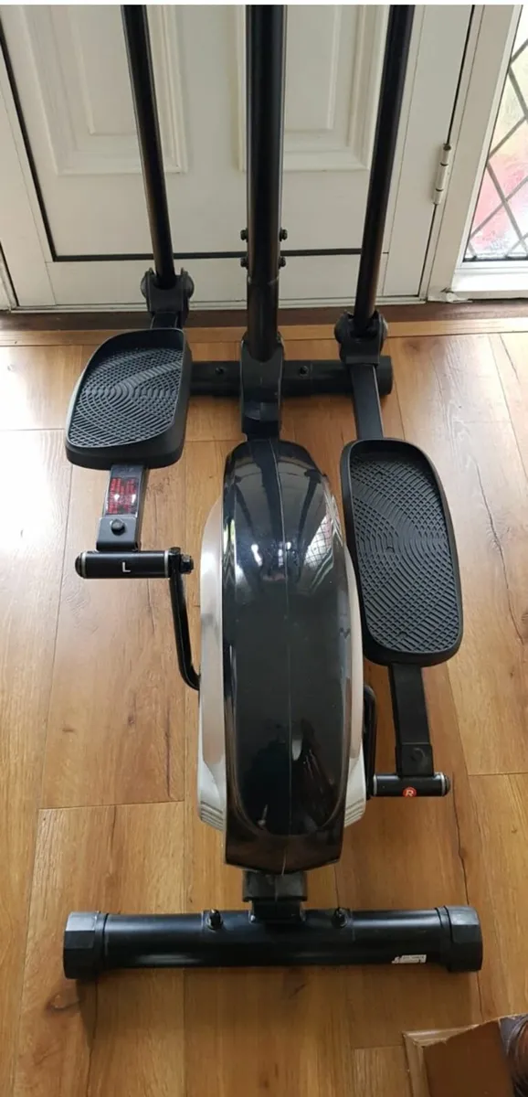 Elliptical Crosstrainer - Image 3