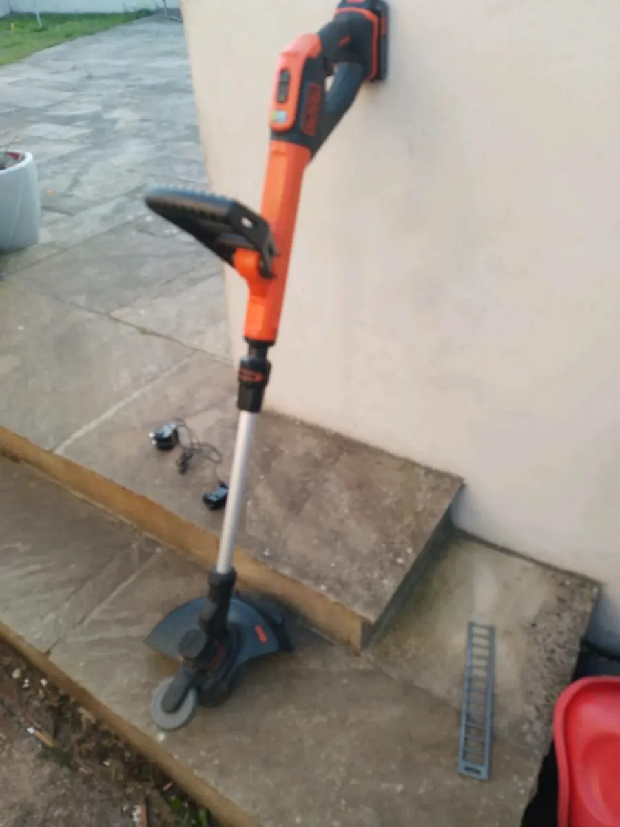 Trimmer - Image 1