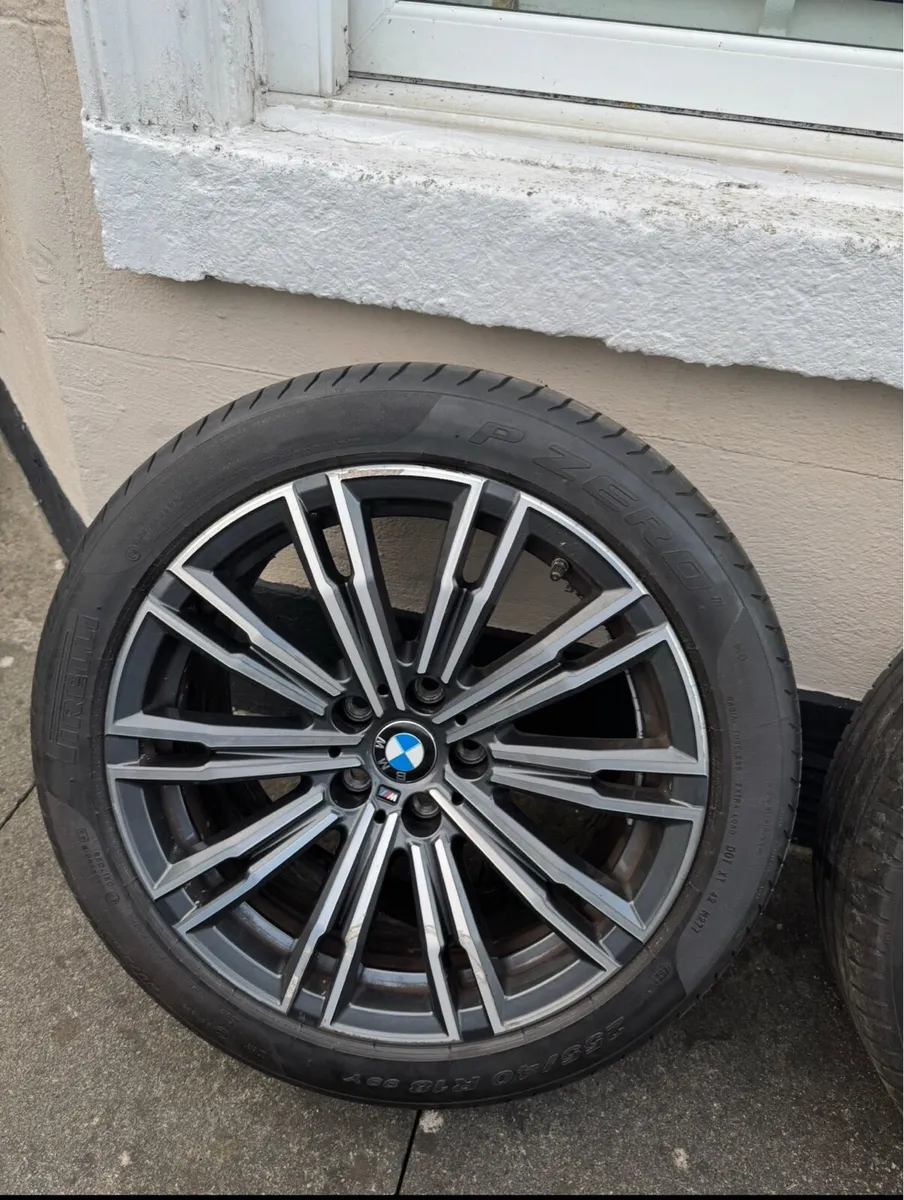 18” BMW M Sport alloy wheels & Pirelli tyres - Image 2