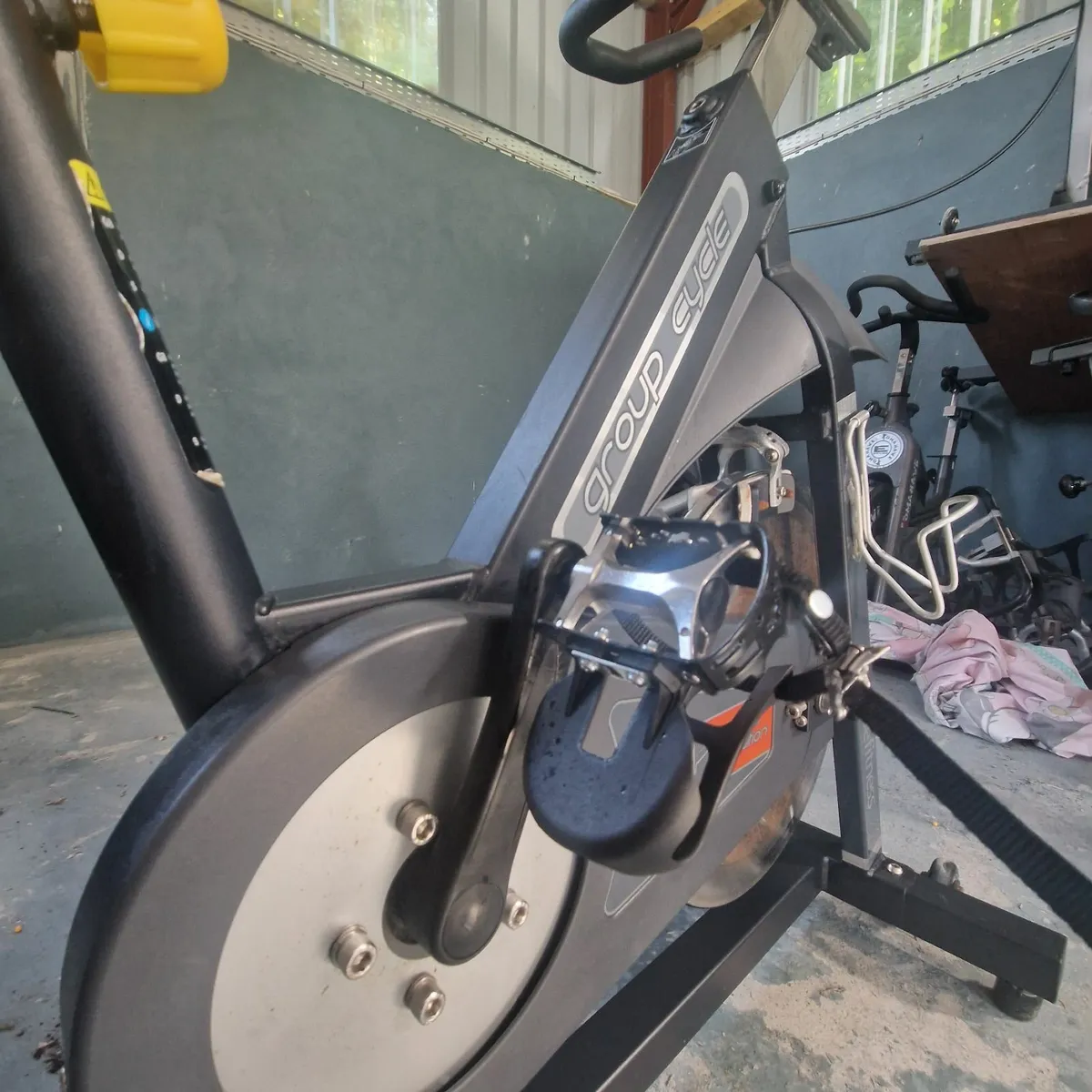 TOP BRAND PRO PULSE SPINNING BIKE'S BELT DRIVEN - Image 4