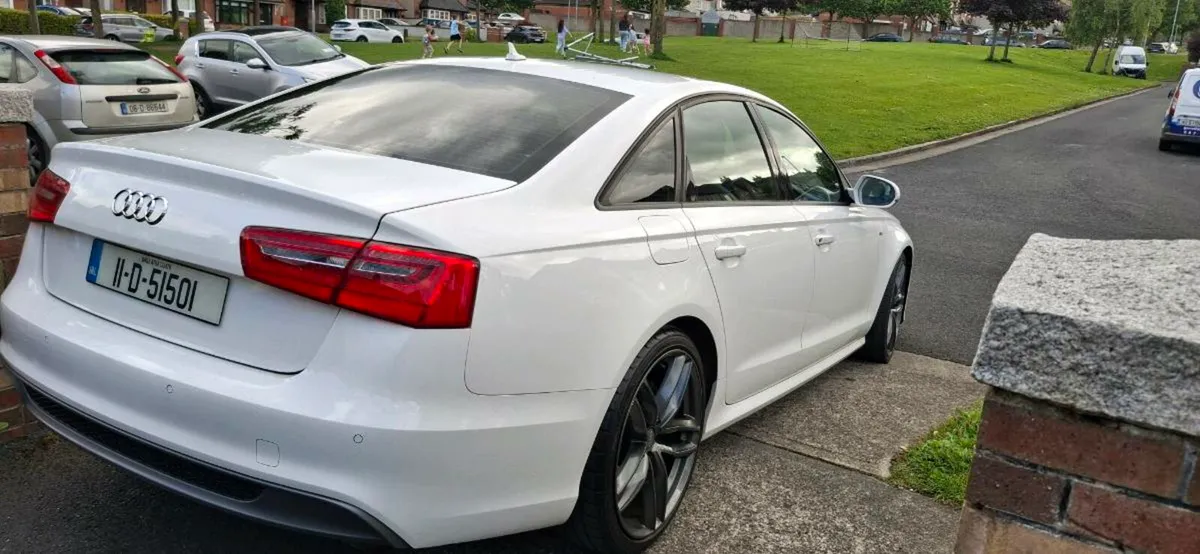 Audi a6 S line pearl white - Image 3