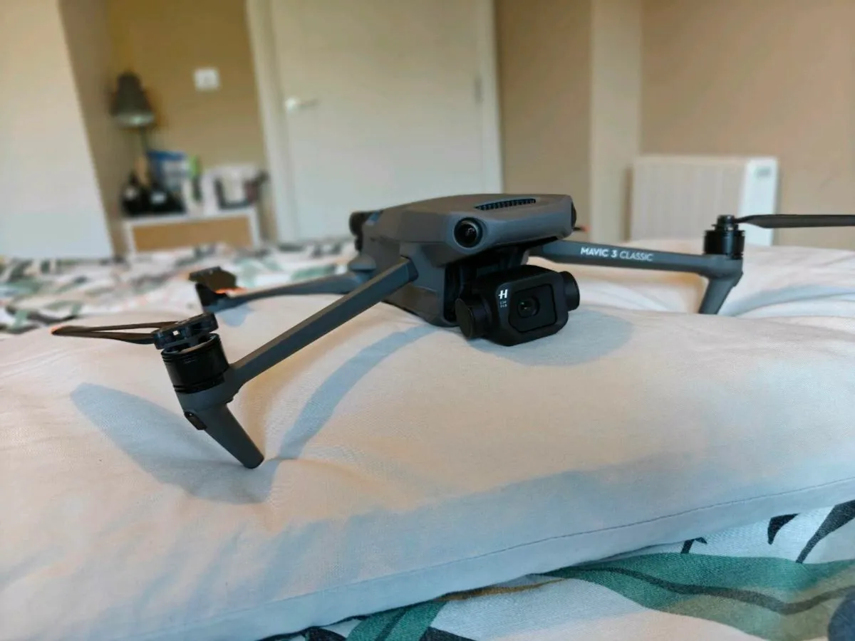 DJI Mavic 3 Classic - Image 1