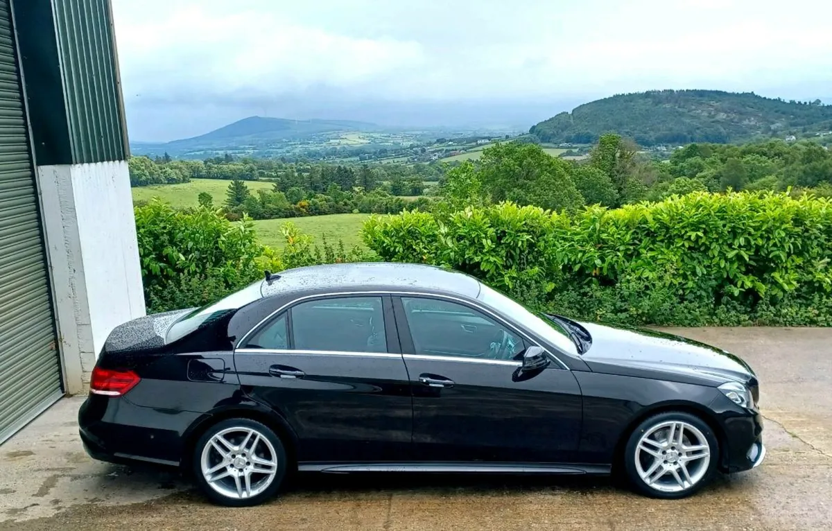 2015 MERCEDES-BENZ E220 AMG LINE ☆ SPOTLESS ☆ - Image 3