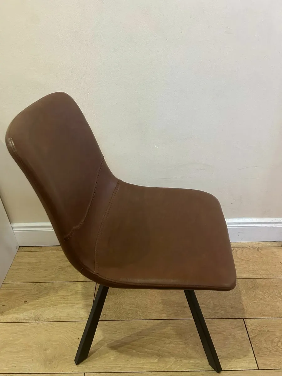 8 Dining chairs - Image 1