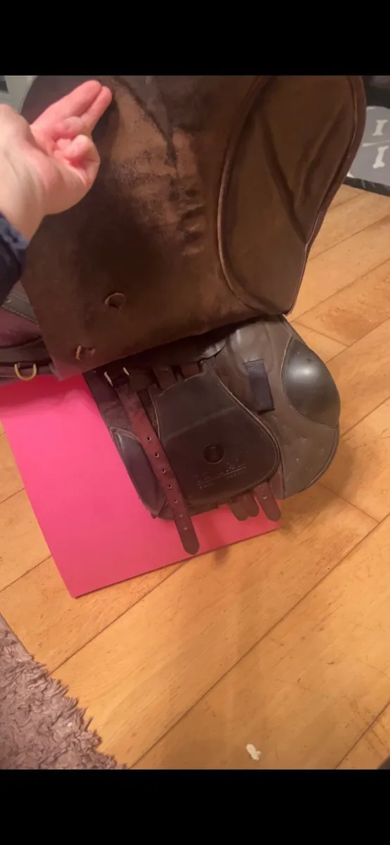 Brown 18inch Wide Ideal GP Saddle - Image 2