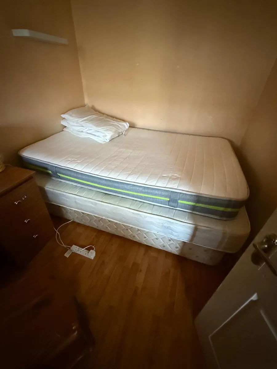 Free furniture and kitchens - Image 2