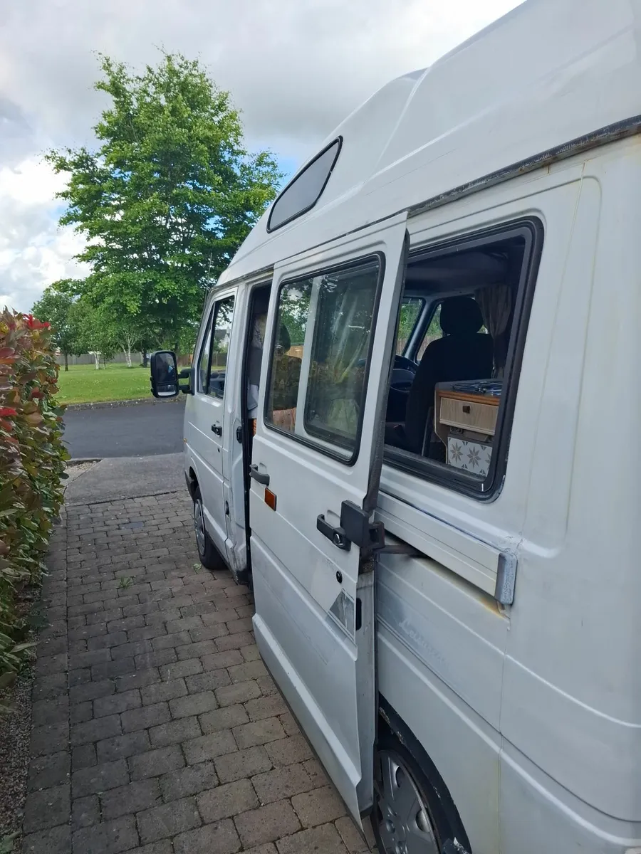 camper van - Image 3