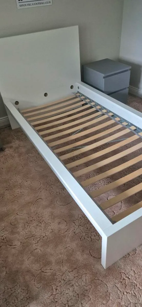 Bed frame and locker - Image 3