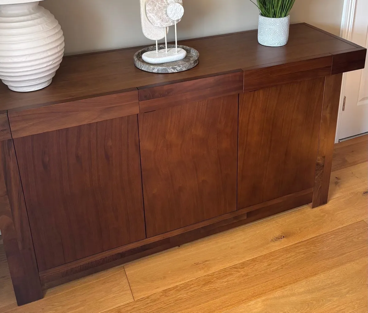 Pair (yes x2) of beautiful Walnut sideboards - Image 1