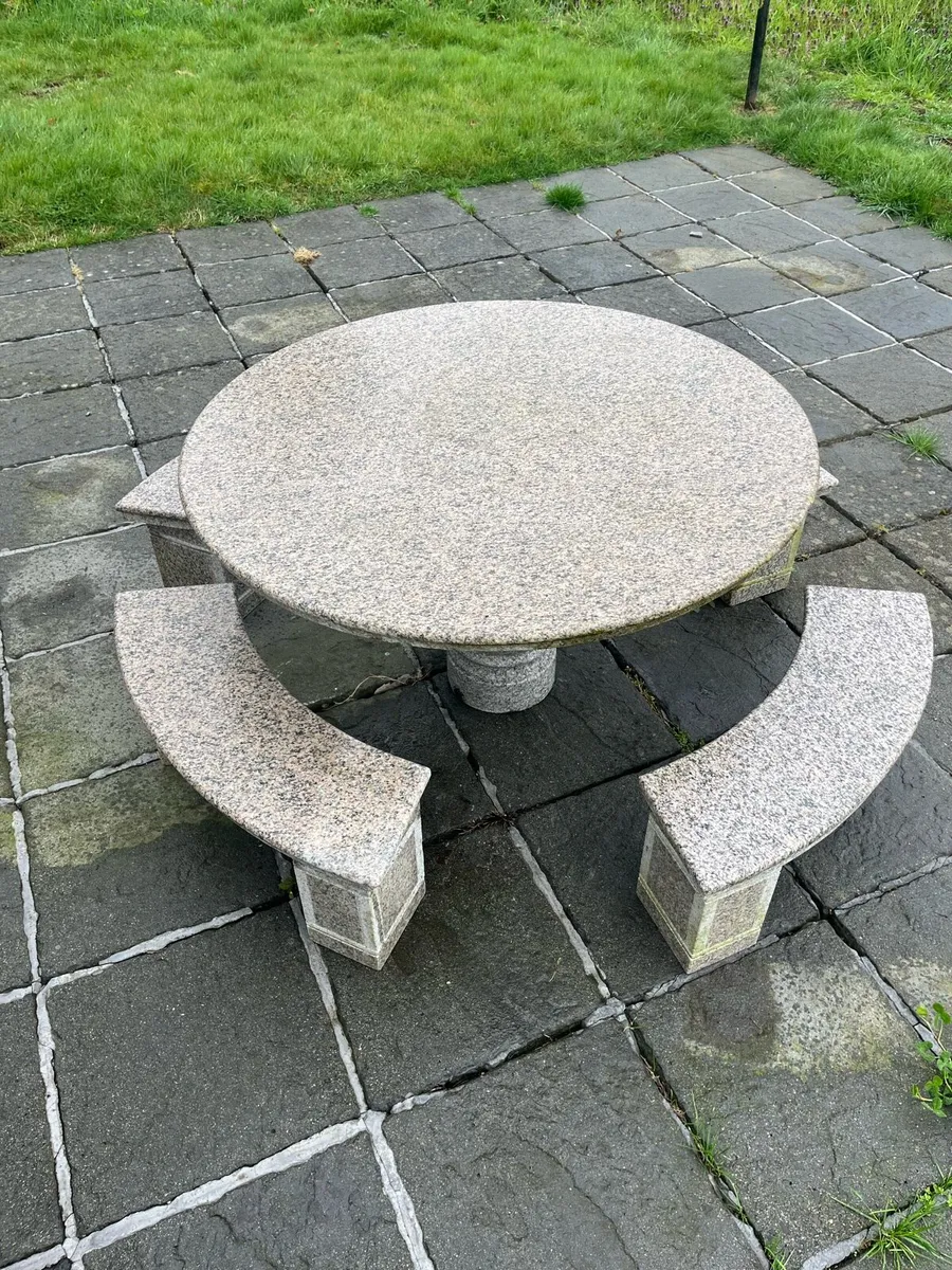 Granite table garden set - Image 1