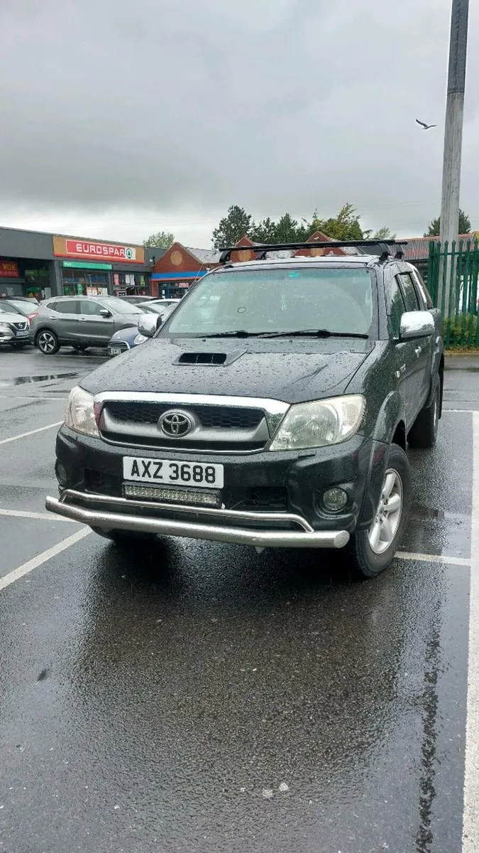Toyota hilux - Image 2