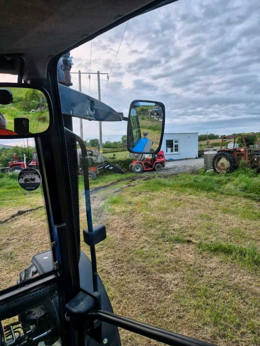Tractor - Image 3