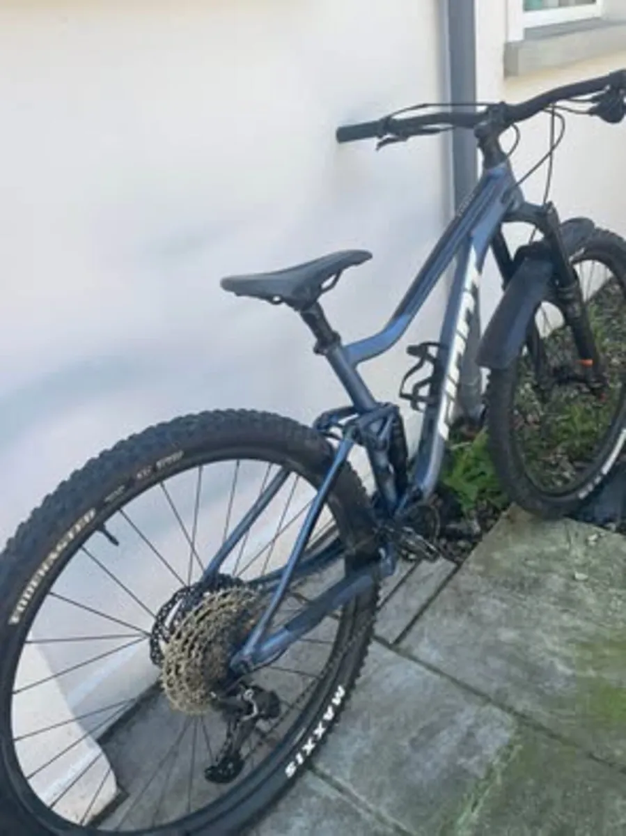 Giant Stance 29 Bike - Image 4