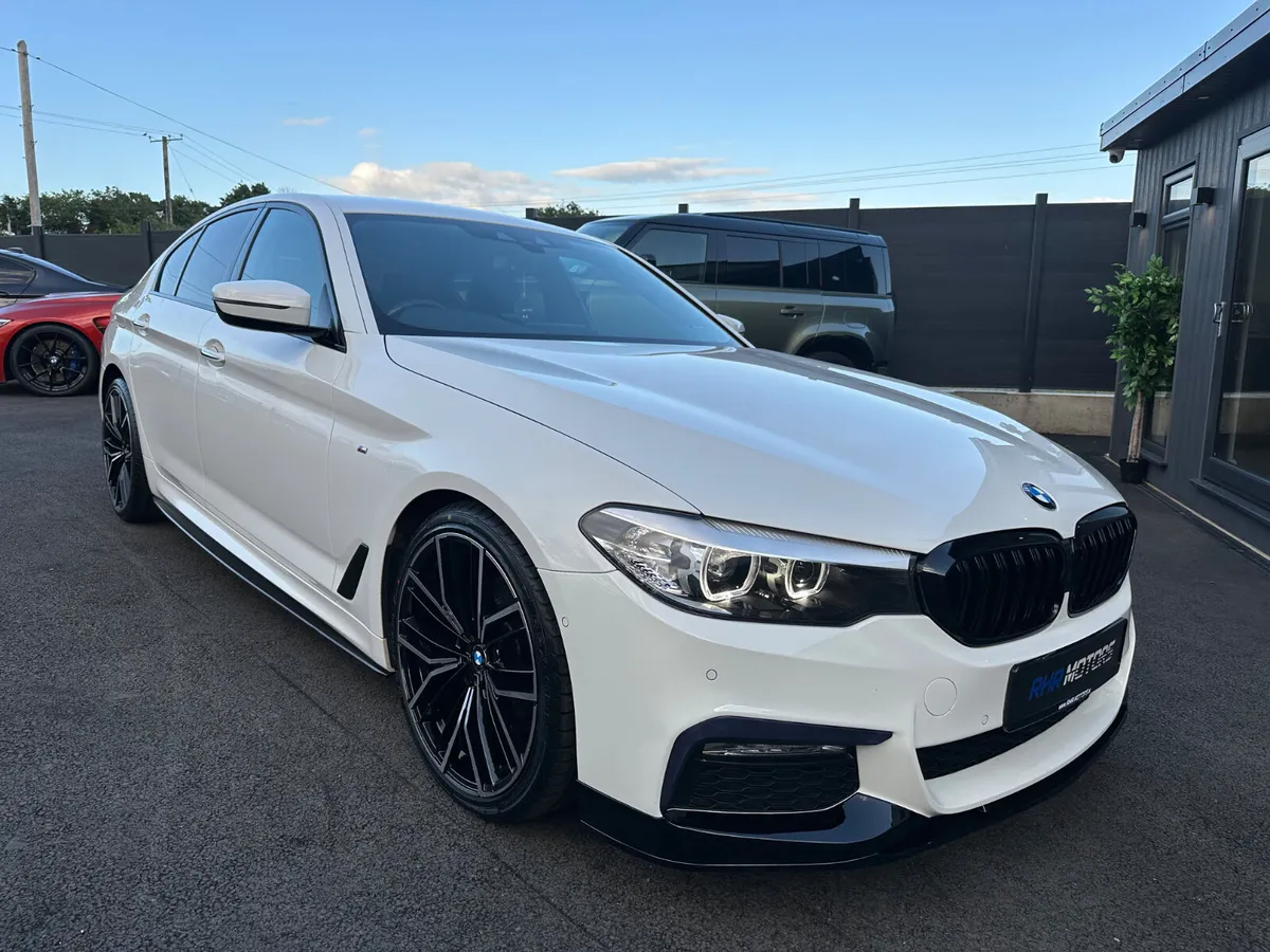 2017/172 BMW 520D G30 MSPORT - Image 2