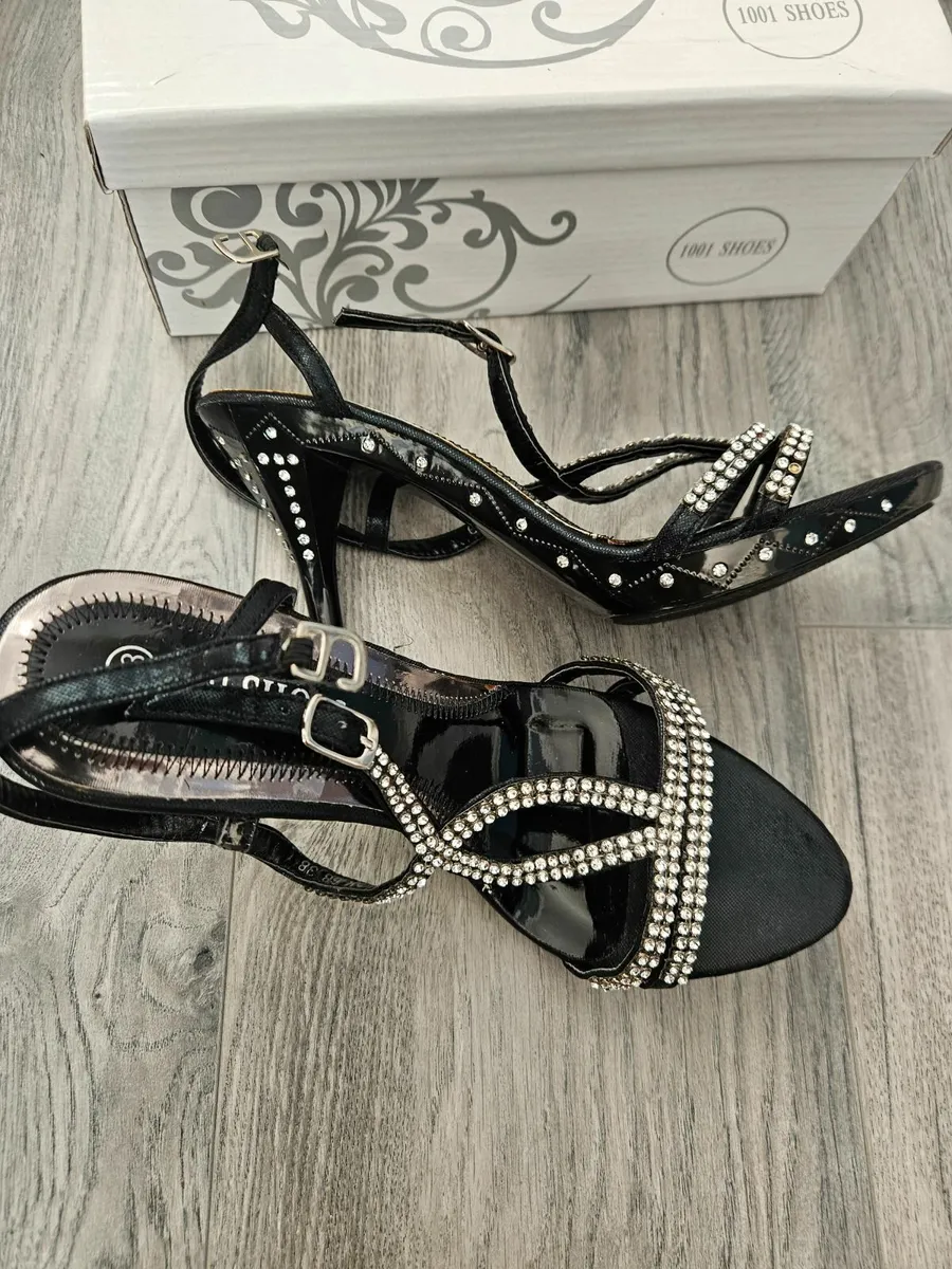 Sandals - Image 2