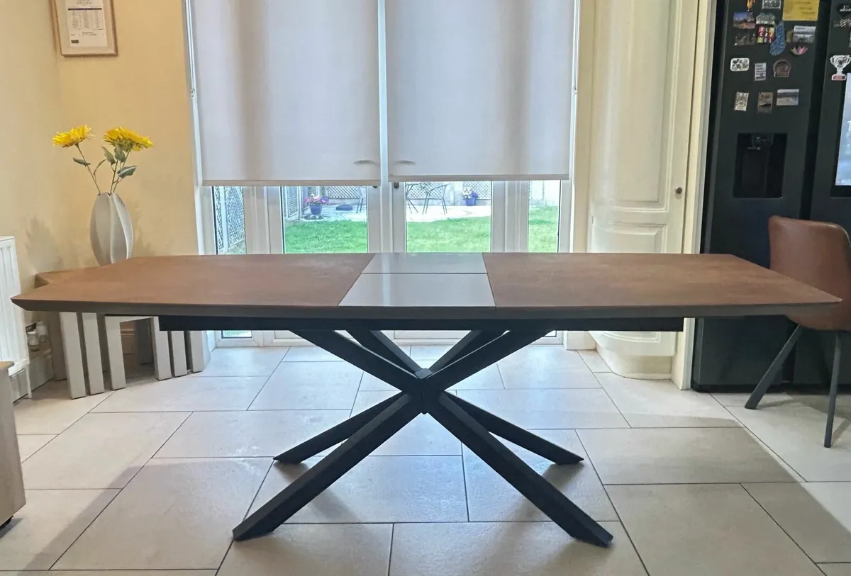 Manhattan Extending Dining Table - Image 1