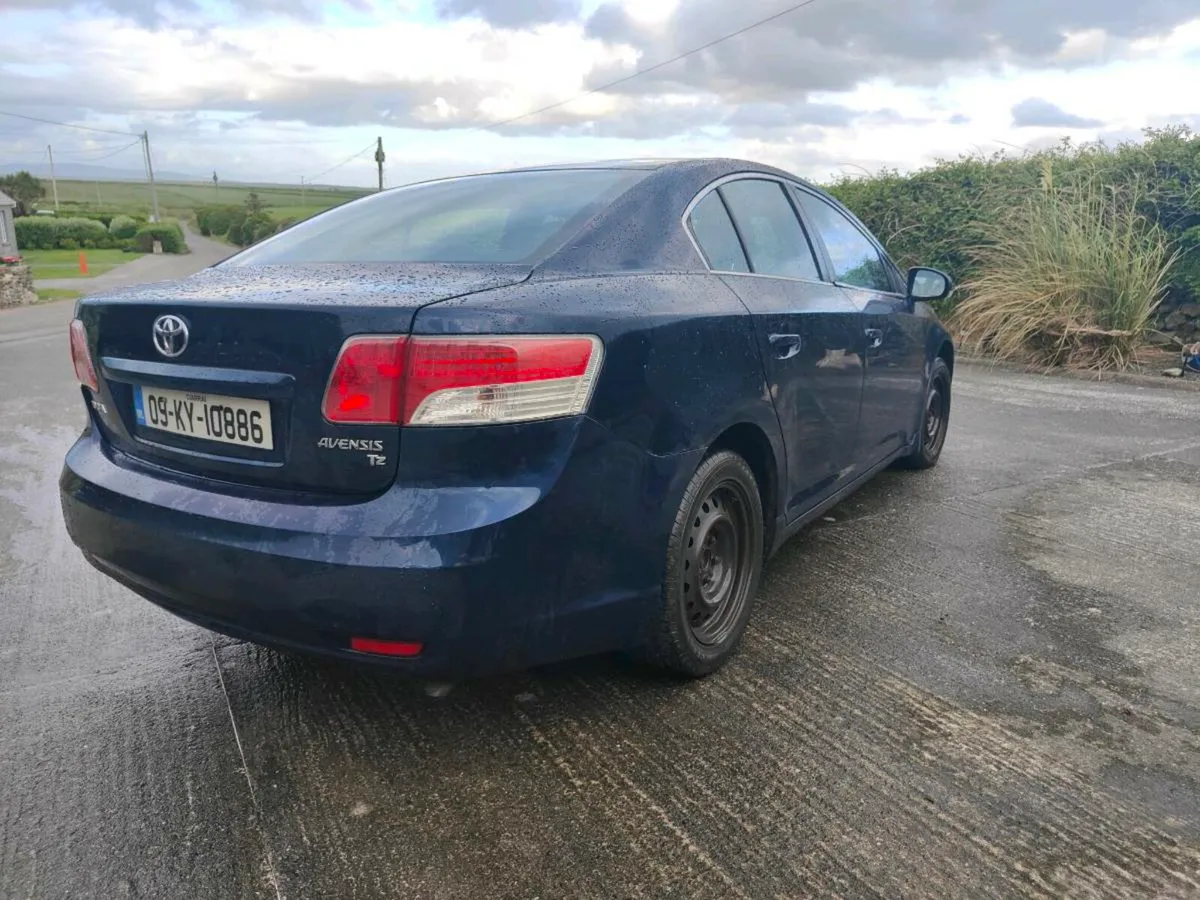Toyota Avensis 2009 !! FRESH NCT 2/26 €2000 - Image 4