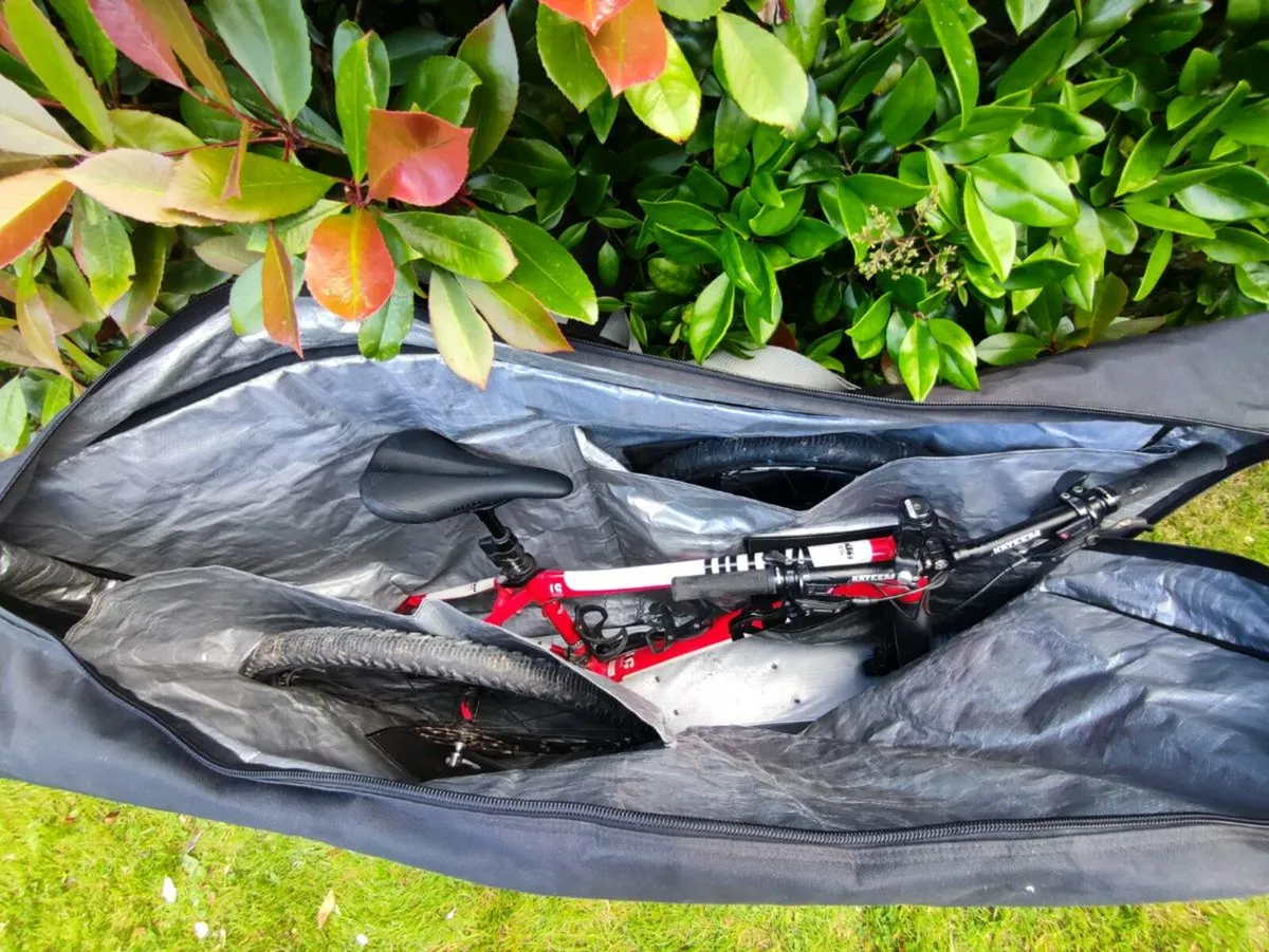 DHB Bike Transport/Storage Bag with Wheel Bags - Image 2